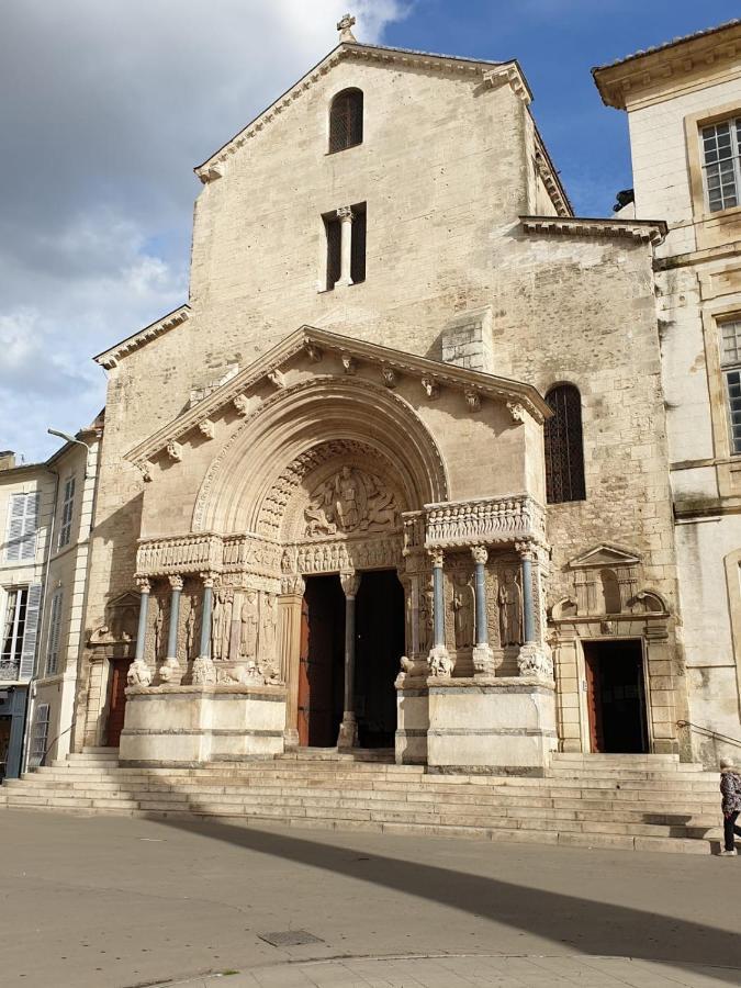 Appart Lumineux De L'Hotel De Ville Arles Ngoại thất bức ảnh